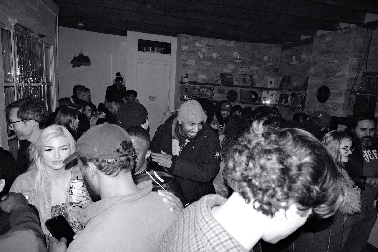 @tlau.media_thelostandunfounds_2026-02-01_austin_last_night_noir_077