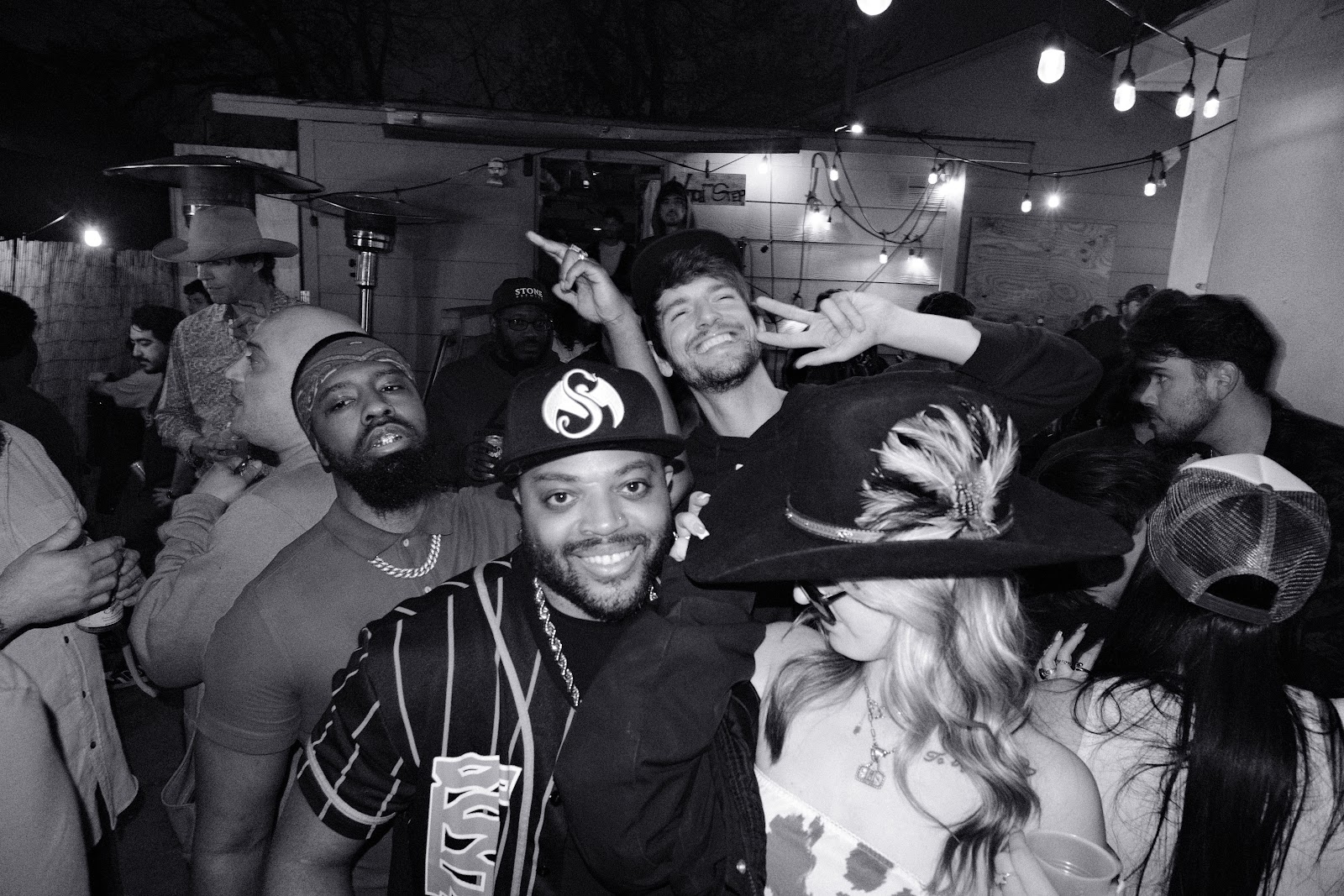 @tlau.media_thelostandunfounds_2026-03-14_austin_last_night_noir_002