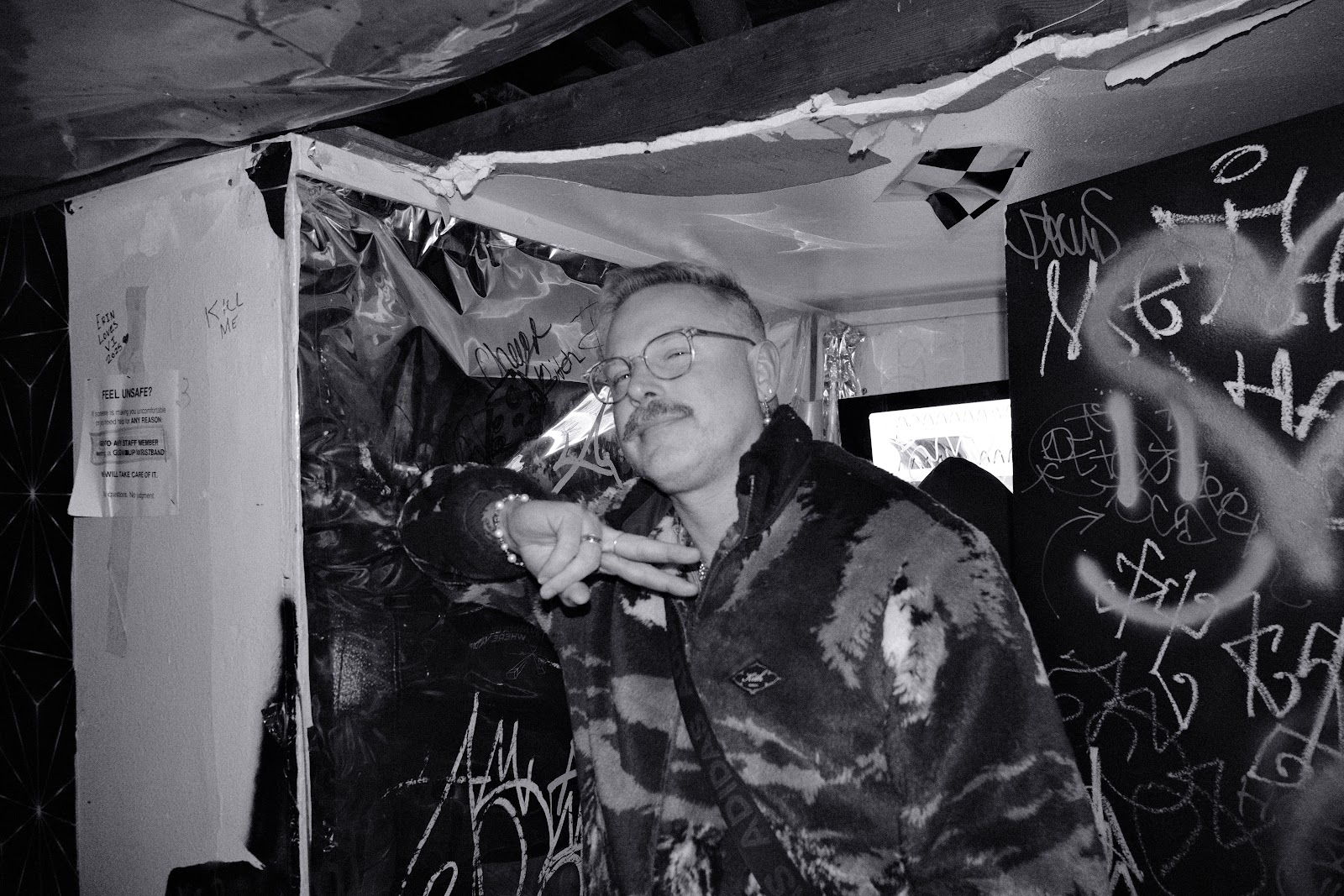 @tlau.media_thelostandunfounds_2026-02-01_austin_last_night_noir_058