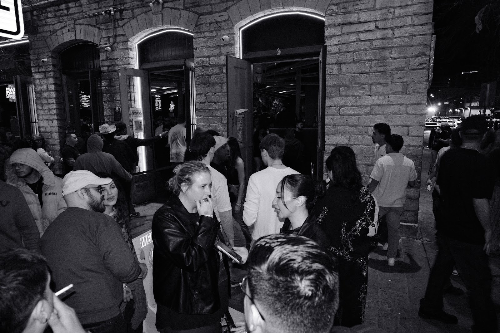 @tlau.media_thelostandunfounds_2026-02-07_austin_last_night_noir_003
