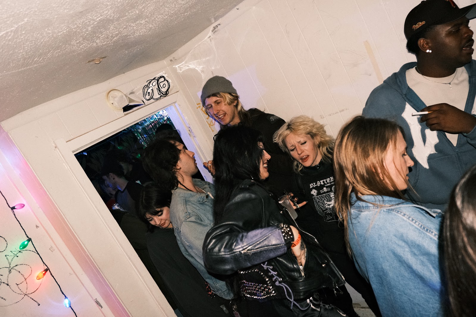 @tlau.media_thelostandunfounds_2026-04-19_austin_last_night_033