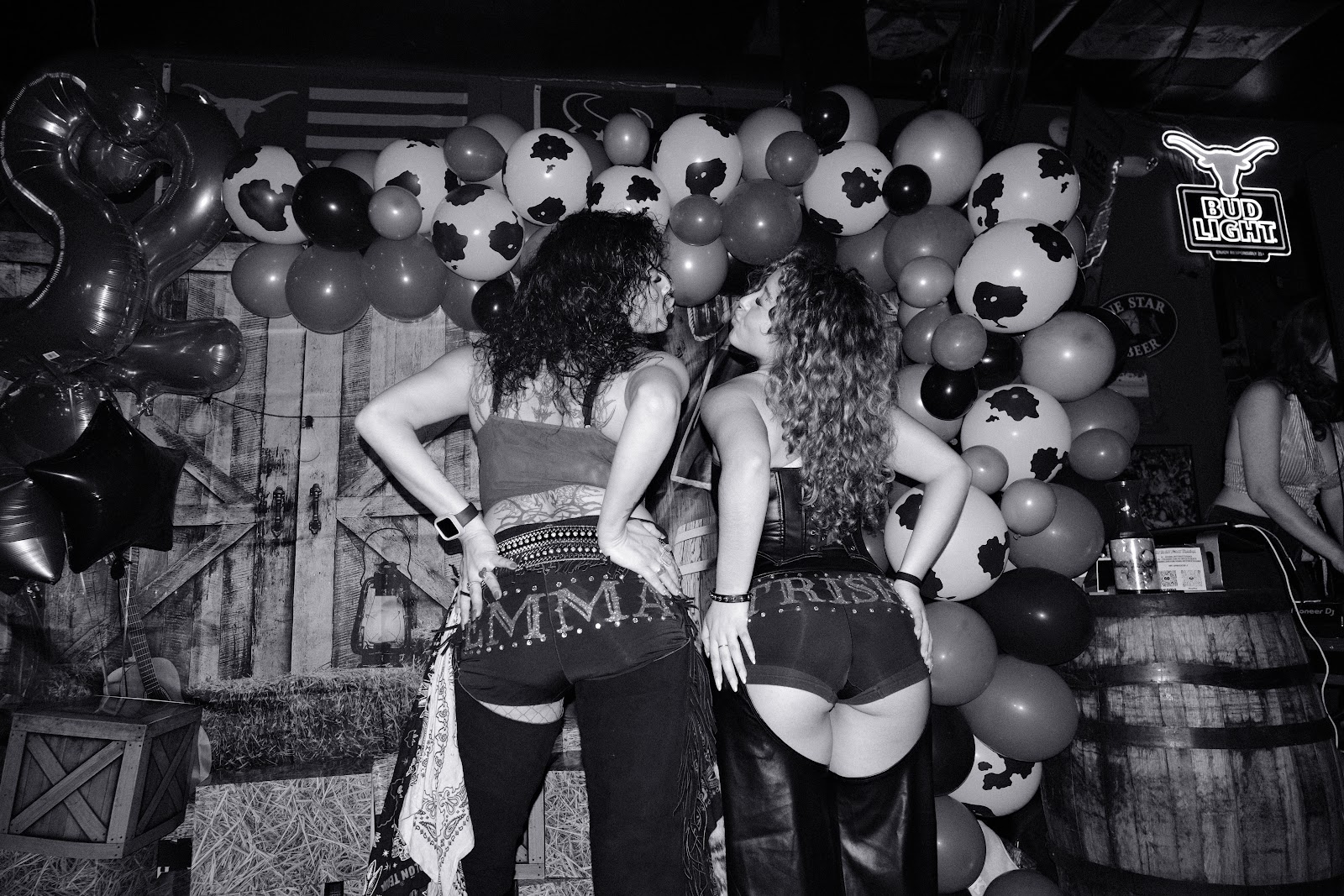 @tlau.media_thelostandunfounds_2026-02-05_austin_last_night_noir_023