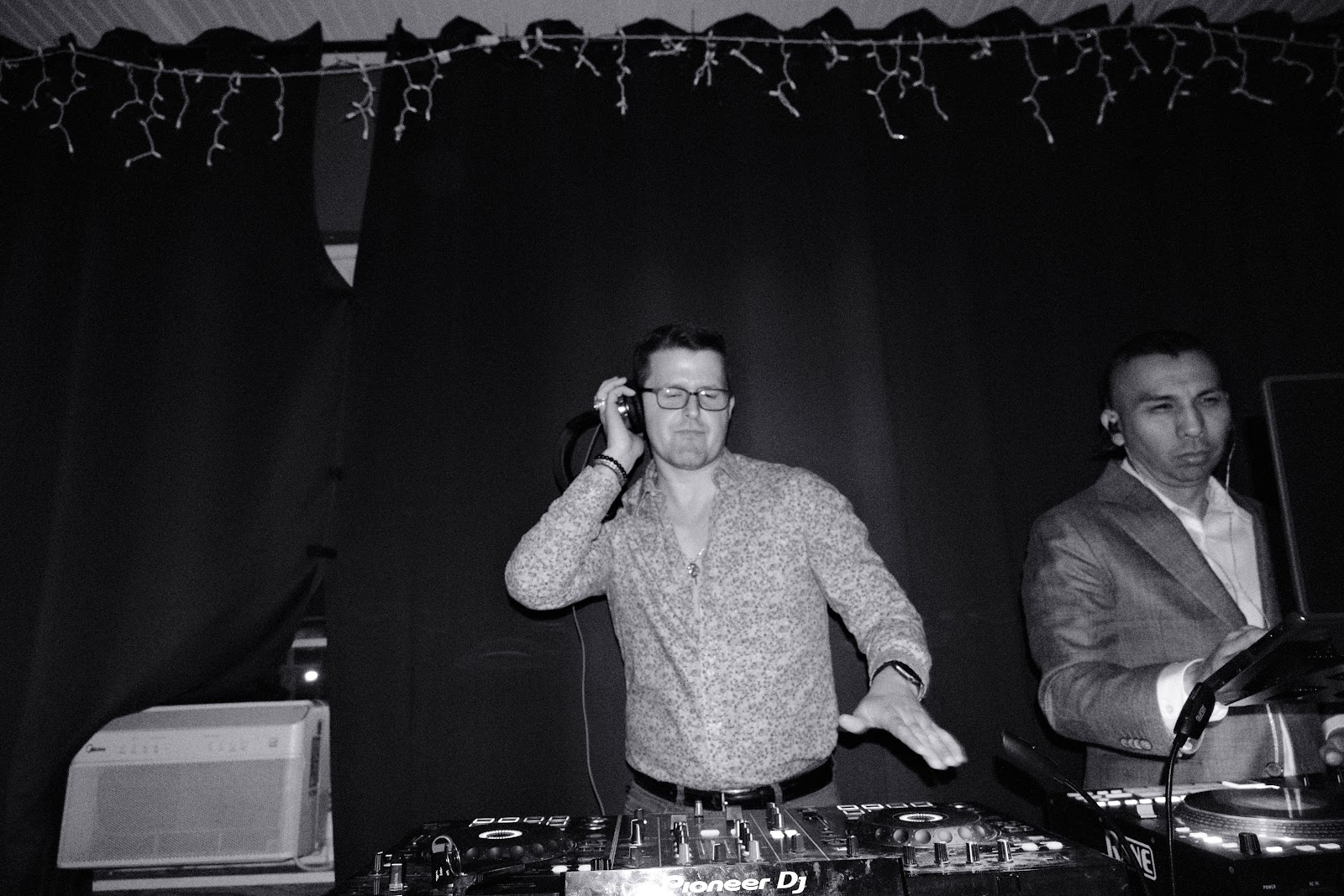 @tlau.media_thelostandunfounds_2026-02-06_austin_last_night_noir_015