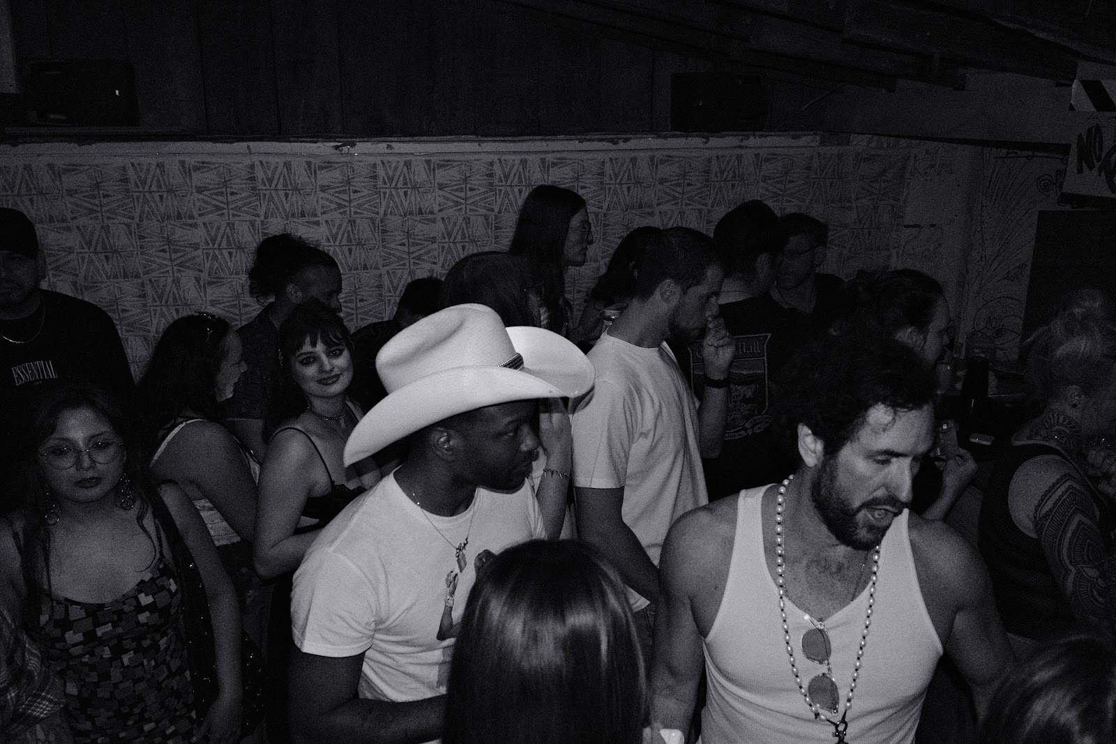 @tlau.media_thelostandunfounds_2026-03-22_austin_last_night_noir_007