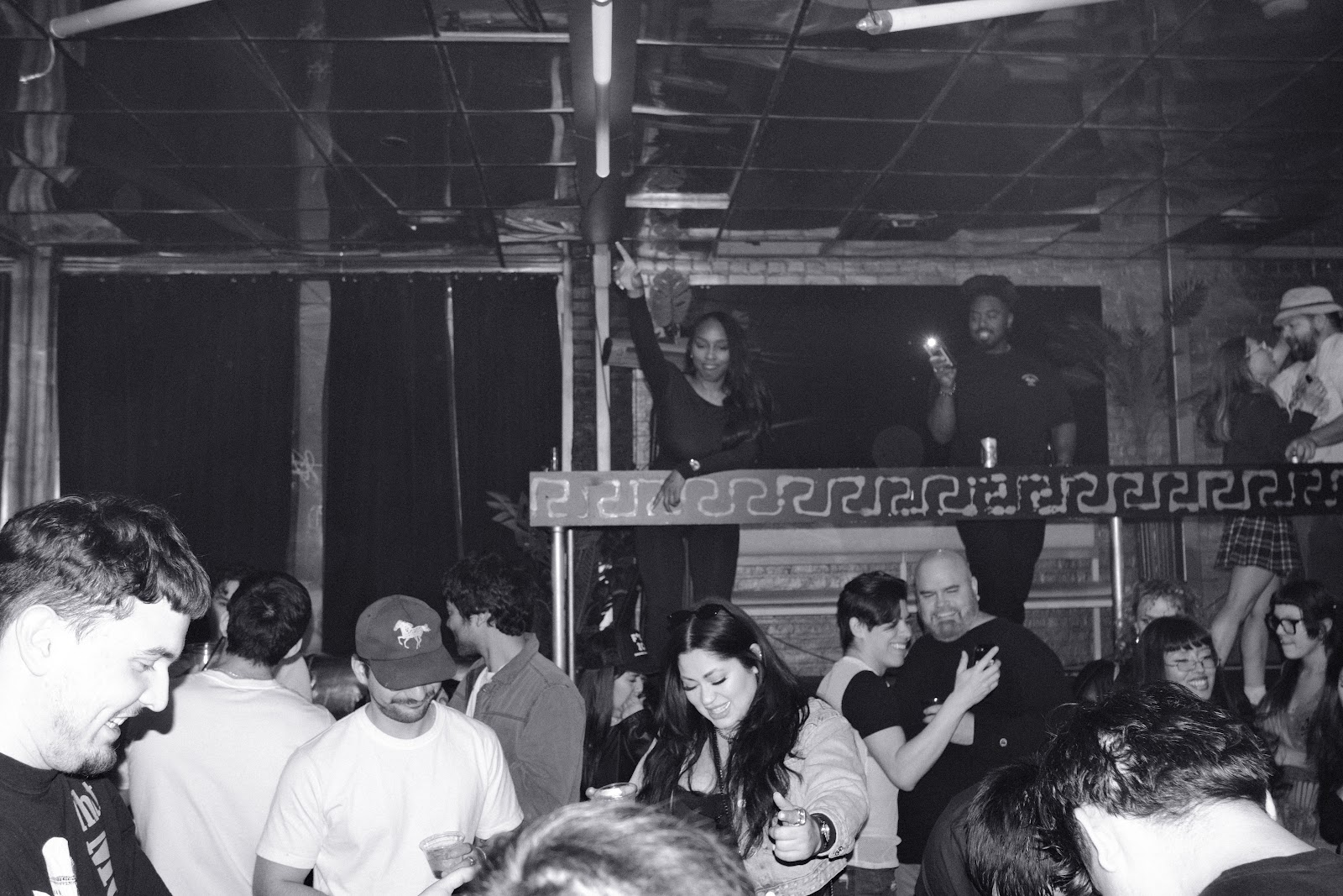 @tlau.media_thelostandunfounds_2026-02-07_austin_last_night_noir_024