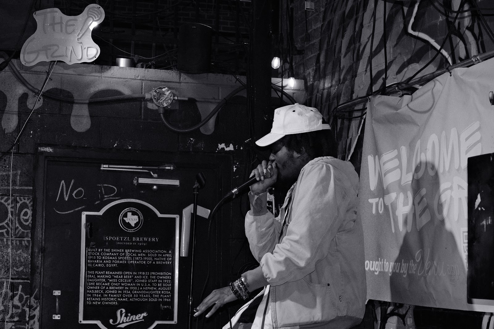 @tlau.media_thelostandunfounds_2026-02-04_austin_last_night_noir_083