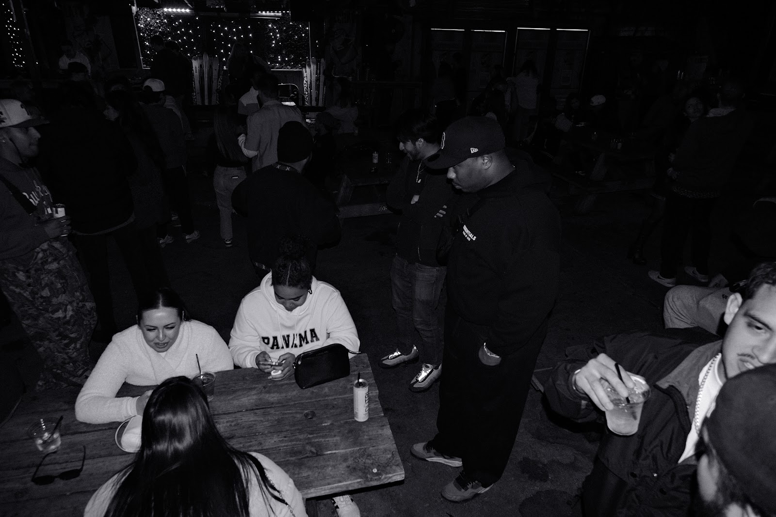 @tlau.media_thelostandunfounds_2026-02-01_austin_last_night_noir_195