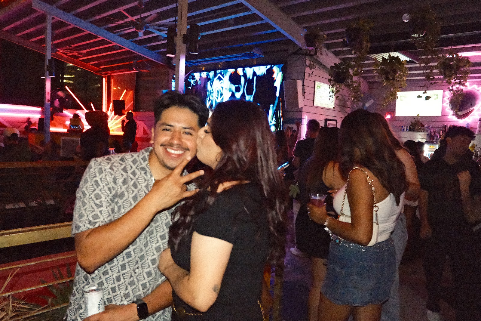 @tlau.media_thelostandunfounds_2025-05-10_austin_last_night_002