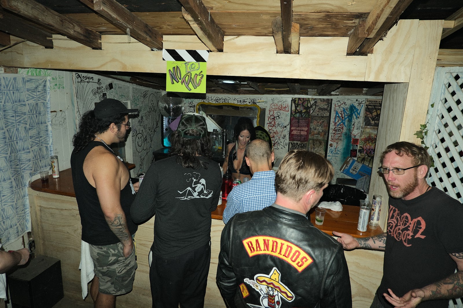 @tlau.media_thelostandunfounds_2026-03-29_austin_last_night_047